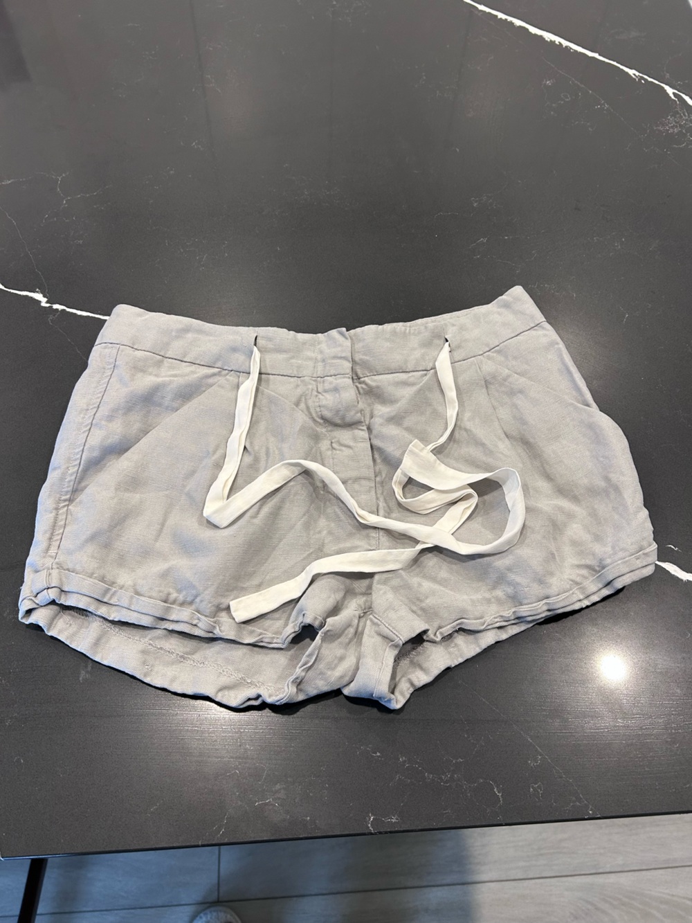 Wilfred Light Gray Linen Blend Drawstring Shorts Relaxed Coastal Summer